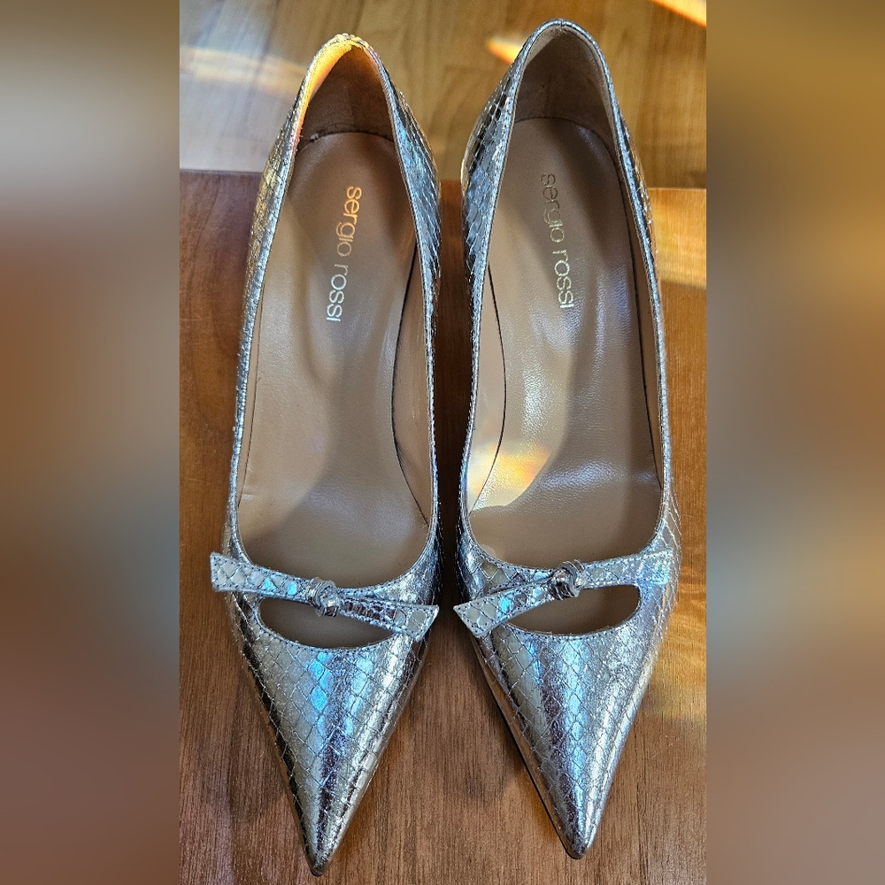 New Sergio Rossi Isobel 045 Pumps Size 34.5 Silver Kitten Heels Pointy Toe Snake